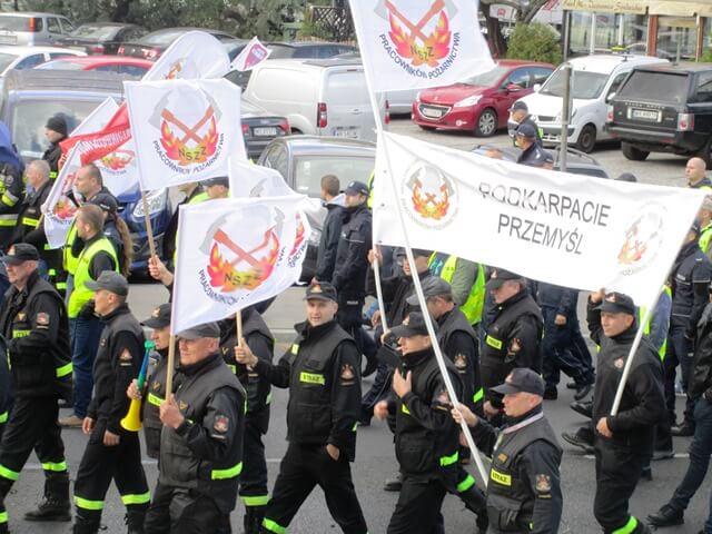 01 / 02 - 09 - 2017 - Obradował Wielkopolski Zarząd Wojewódzki NSZZ Pracowników Pożarnictwa oraz VI Otwarty Turniej Piłki Nożnej NSZZ Pracowników Pożarnictwa (...)